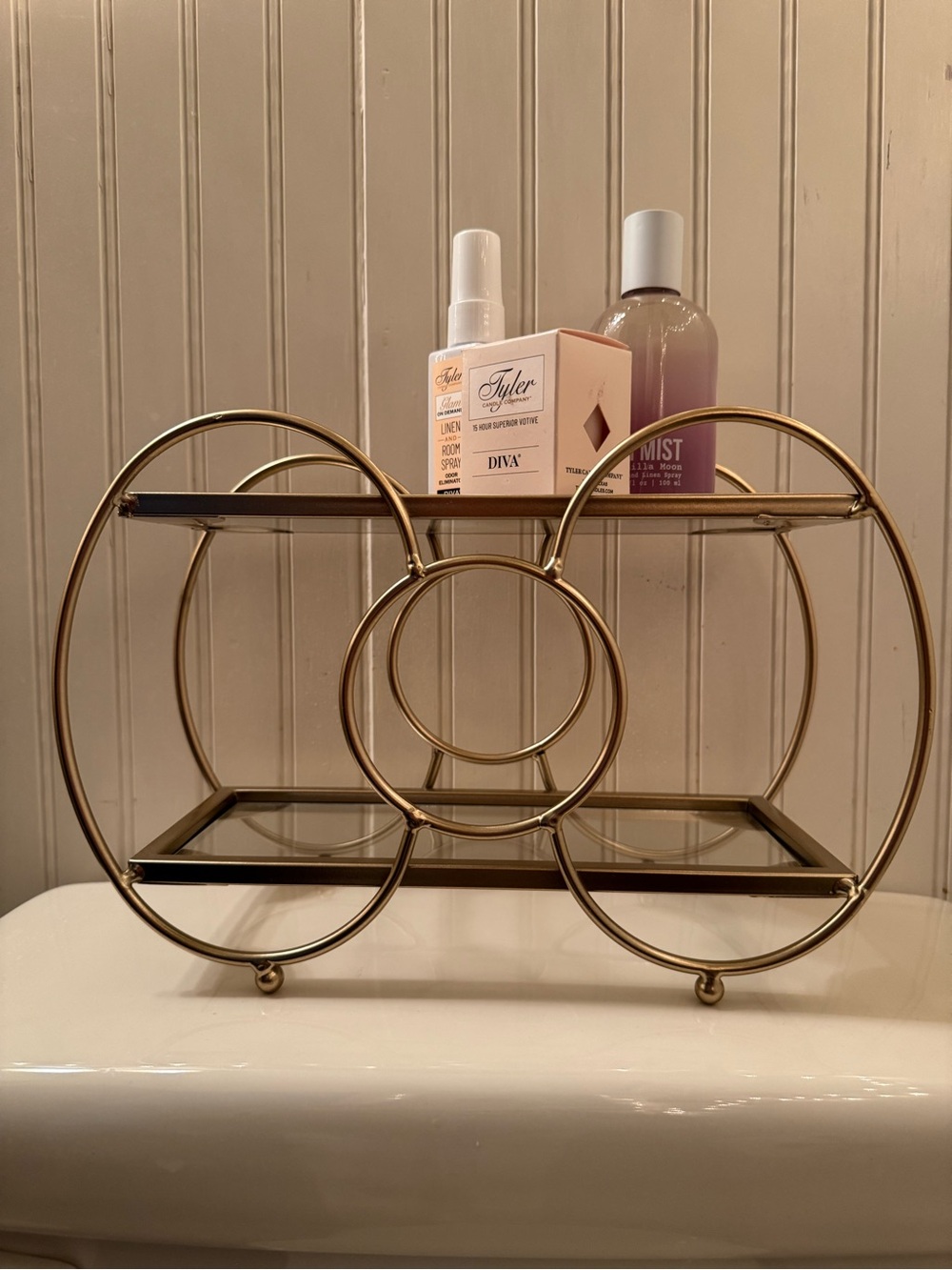 NWOT Chic Gold Metal & Glass Bow Tabletop Vanity Shelf – 2 Tier
